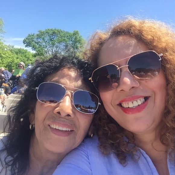 Meet your Posher, Juana - Picture 1 of 1